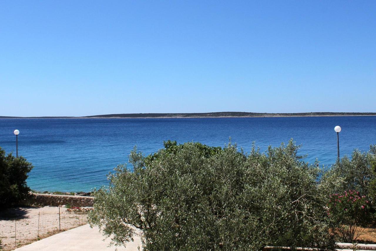 Apartments By The Sea Mandre, Pag - 6284 Kolan Exterior foto
